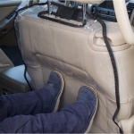Защита сидений от грязи на спинку переднего автокресла